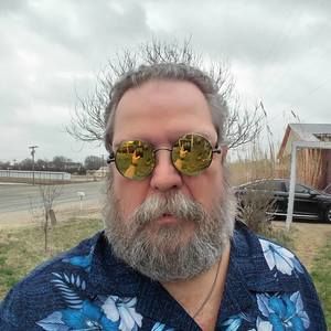 Meet your Posher, Aaron